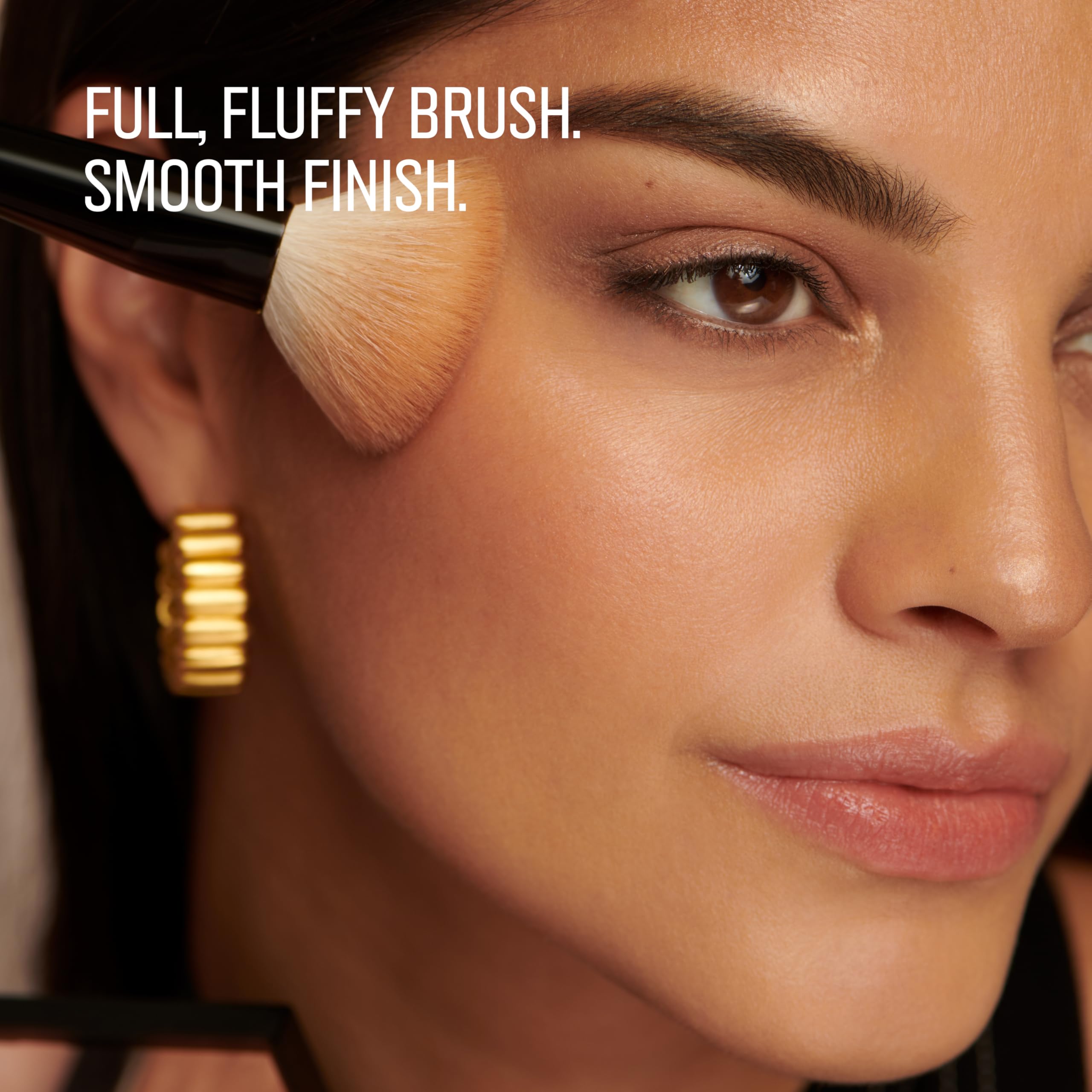 Bobbi Brown Cheek & Powder Brush | Multi-Purpose Brushes for Blending Blush, Bronzer or Powder for Seamless Application