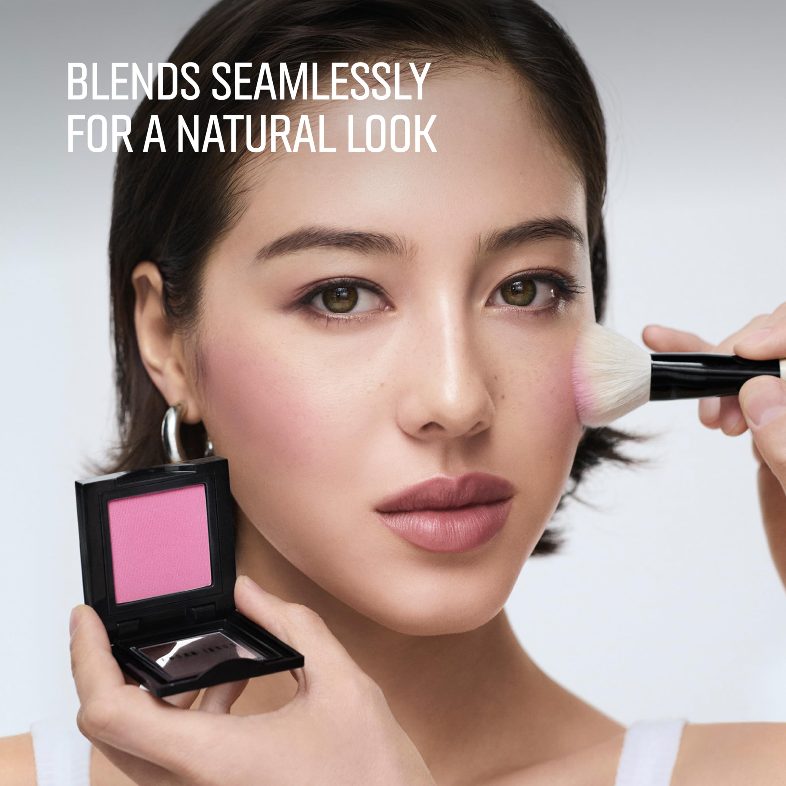 Bobbi Brown Cheek & Powder Brush | Multi-Purpose Brushes for Blending Blush, Bronzer or Powder for Seamless Application