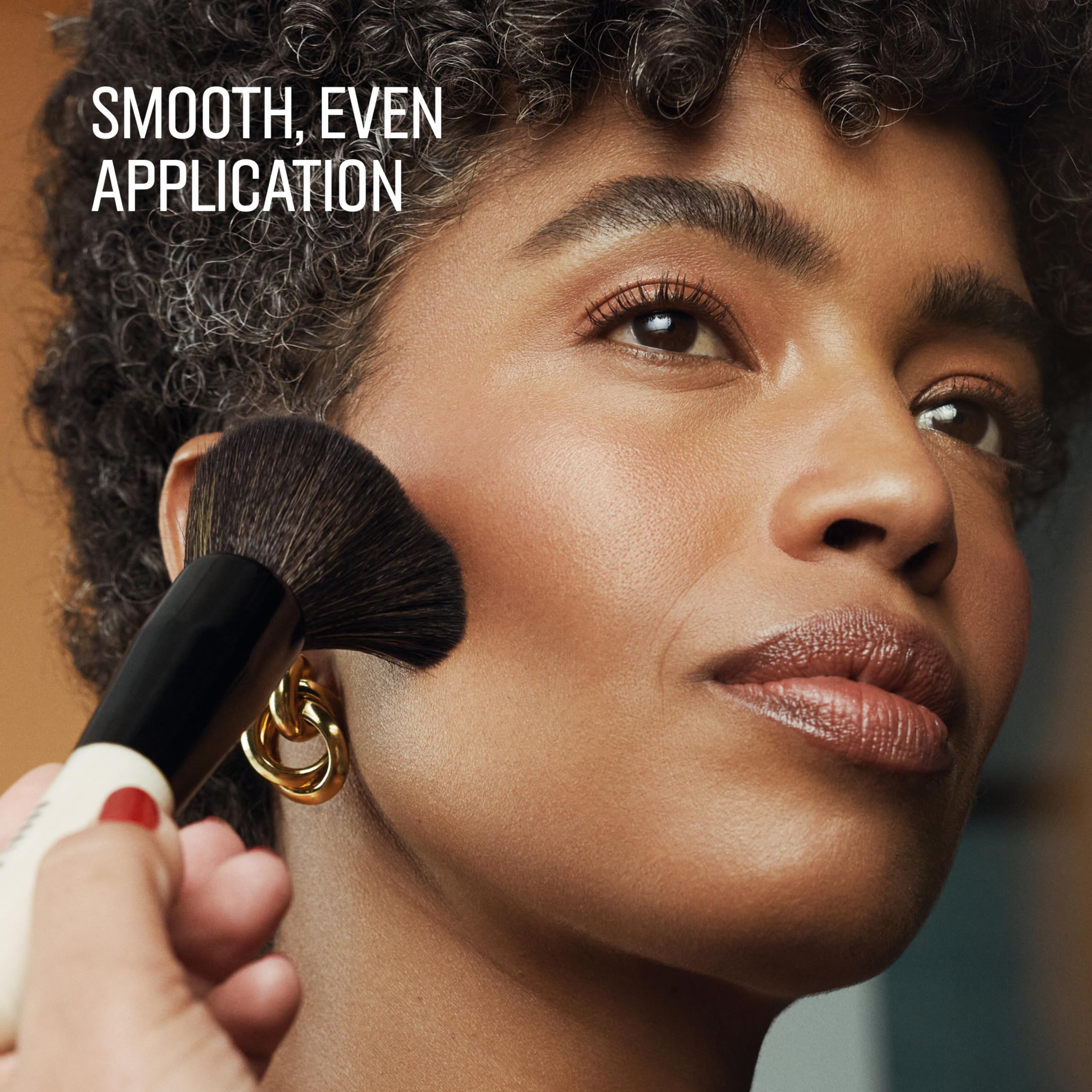 Bobbi Brown Cheek & Powder Brush | Multi-Purpose Brushes for Blending Blush, Bronzer or Powder for Seamless Application